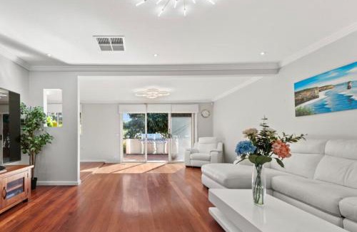 Red Hill Ski Chalet | Inner south comfort house