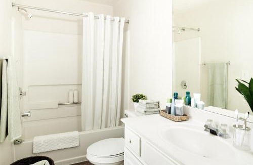 Tillmans Corner Hotel | InTown Suites Extended Stay Mobile AL - Tillmans Corner