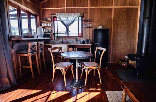 Moreton Bay Region Cottage | Ironbark Luxury Cottage & Highland Cows