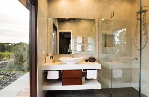 Molonglo Valley Hotel | Jamala Wildlife Lodge