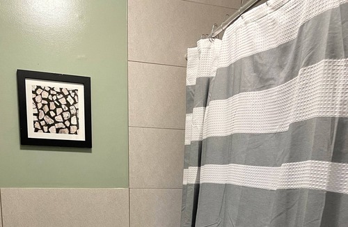 Monroe Hotel | James Motel