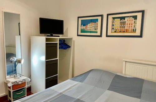 Carcavelos Apartment | Julias Pateo