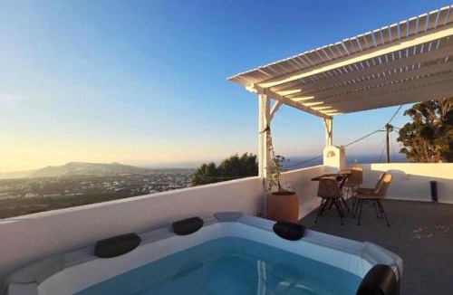 Pyrgos Villa | Karpimo North - Sunset view - Private Jacuzzi - up to 4pp