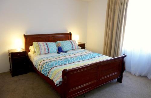 Kingston Apartment | Kingston Comfy Apartment