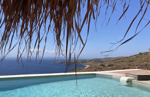 Kea Apartment | KiVA villa at KAMPI, KEA, CYCLADES, GREECE