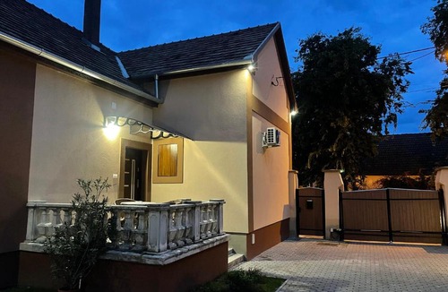 Kiskunhalas Apartment | Kovács Apartmanház