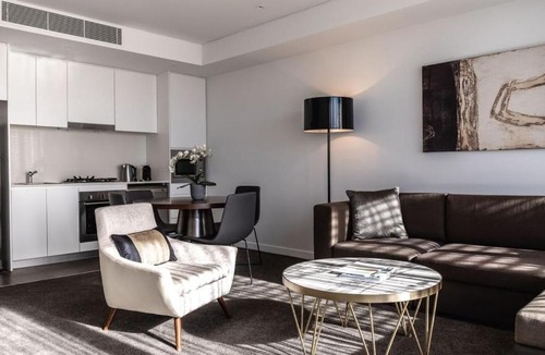 Chatswood CBD Apartment | KOZYGURU Chatswood Luxury Studio NCH088-720