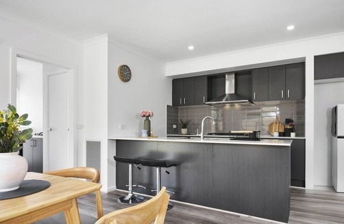 Pakenham House | KozyGuru | Pakenham | Comfortable 4-Bedroom House