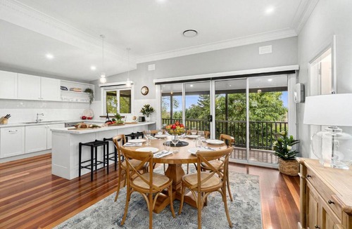 Kurrajong House | Kurrajong Holiday House - Family
