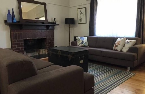 Kyabram House | Kyabram House - family & pet friendly house