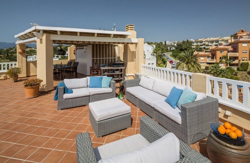 Urbanizacion Hacienda las Chapas Apartment | La Reserva de Marbella Penthouse