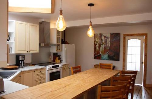 Hatley Apartment | La Vérivraie/Truly -Hébergement touristique/Tourist accomodation