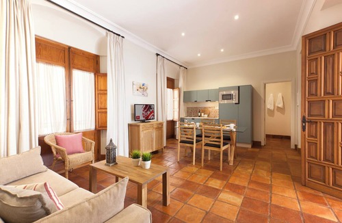 La Trinidad-San Juan y Todos los Santos Apartment | La Zafra en La Casa del Aceite cerca de la Mezquita
