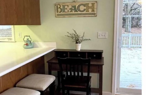 Westfield House | Lake Erie Sunset Getaway