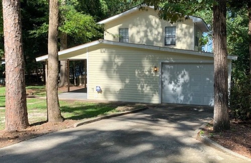 Fort Gaines House | Lake front home w/gorgeous sunsets from dock for families or fishing groups!