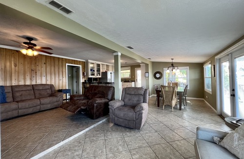 Wetumpka House | Lake Jordan Rental
