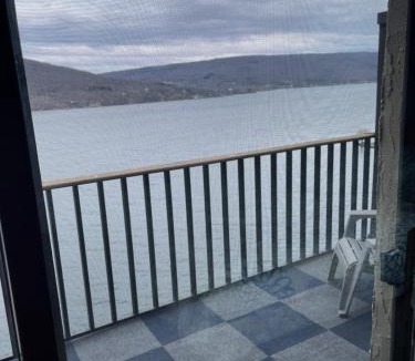 Canandaigua House | Lakeside Condo with plenty of amenities close to Bristol Mountain - permit - 2024-0018