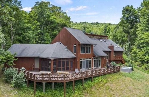 Naples House | Lakeview Lodge: w/hot tub and amazing lake views!