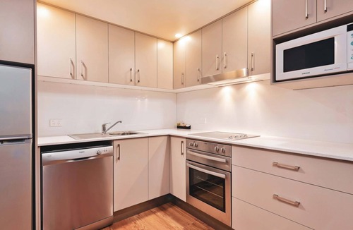 Thredbo Apartment | Lantern 09- Deluxe Apartment nestled in the Snowy Mountains.