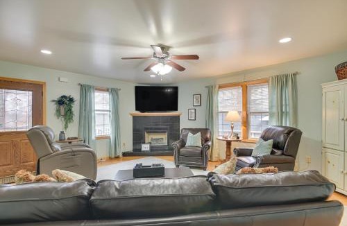 Christiansburg House | Large Home with Deck and Grill about 9 Mi to Virginia Tech