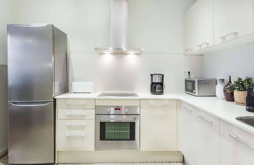 El Raval Apartment | Las Ramblas large 4bedroom with terrace