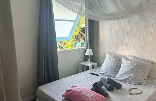 Rangiroa Bed & Breakfast | Le Fare Bleu