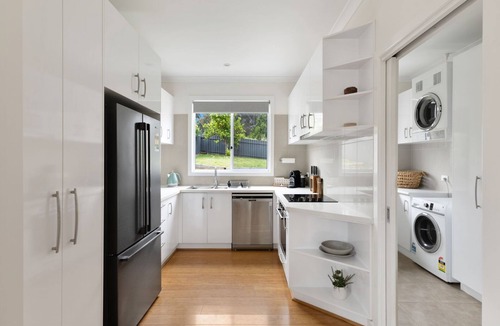 Myrtleford House | Lemon & Myrtle Cottage