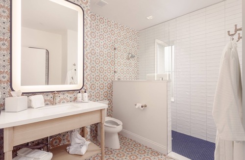 Old East Hill Hotel | Lily Hall- A Boutique Hotel