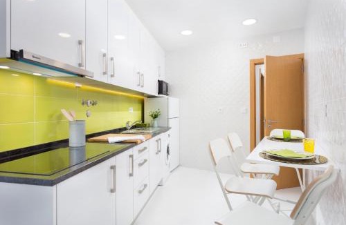 Sao Domingos de Benfica Apartment | Lisbon Zoo House II