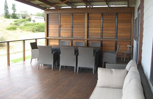 Scotts Head House | Little Beach SHACK - The best view in town