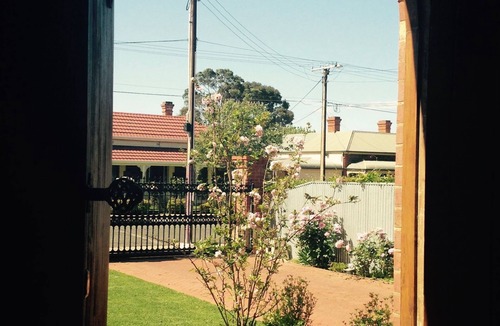 West Hindmarsh House | Little Glory Guest House Circa 1885