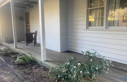 East Warburton Cottage | Little Woods Riverside Retreat, just a short drive from Warburton.