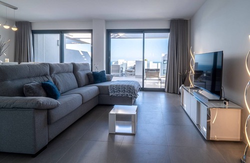 Puerto de la Duquesa Apartment | Live the High Life in a Designer Penthouse at Pure South