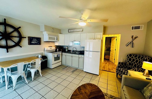 Gulf Shores Condo | Location, Location - Moonraker Unit 24