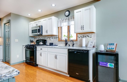 Bradford House | Lodge at the Lake - Exceptional lakefront home!