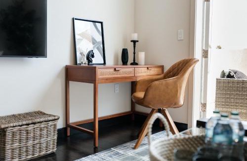 Los Angeles Apartment | Lovely 1 BD in West Hollywood