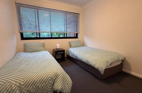 Wollstonecraft House | Lovely 3-bedroom house in serene Wollstonecraft neighborhood
