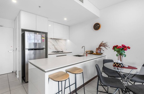 South Brisbane Apartment | Lovely apt City View FreeParking 5 Mins walk to Cultural Centre Museum GOMA QPac