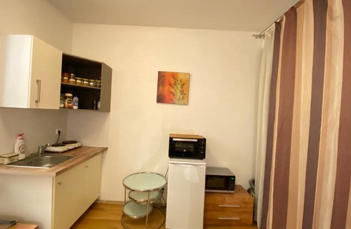 Terezvaros Apartment | Lovely Furnished Studio Apartment in City Centre