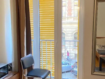 Terezvaros Apartment | Lovely Furnished Studio Apartment in City Centre