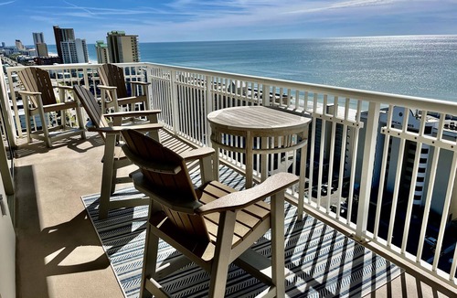 Gulf Shores Condo | Low Host Fees, Huge Beachfront Pool, 17th Floor E Corner Unit with Two Balconies