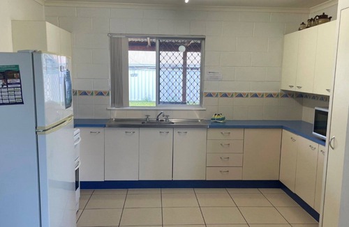 Bongaree House | Lowset Home With Attached Granny Flat