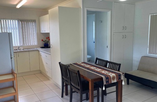 Bongaree House | Lowset Home With Attached Granny Flat