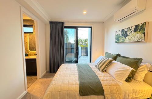 Sunnybank House | Luxe 2B2B Stay Walk to Sunnybank market square