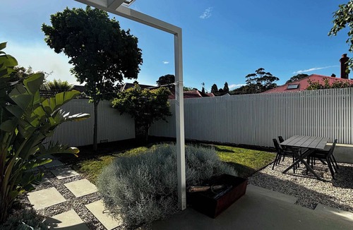 Hobart Central Business District House | Luxe cottage in the heart of Sandy Bay