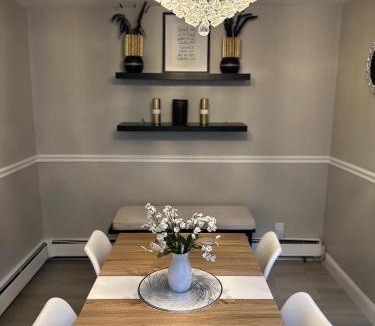 Vauxhall Villa | Luxurious, newly renovated retreat