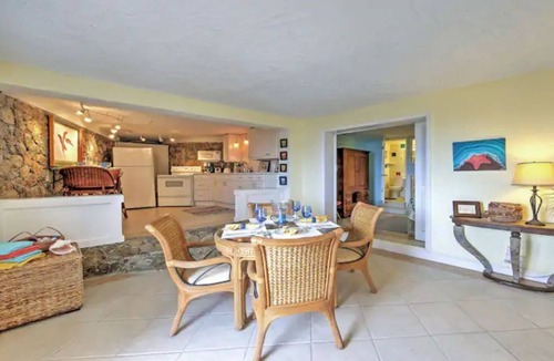 Estate Saint Joseph and Rosendal House | Luxury 2 Bedroom On-suites, Exceptional Views! "Pictures don't do it justice"
