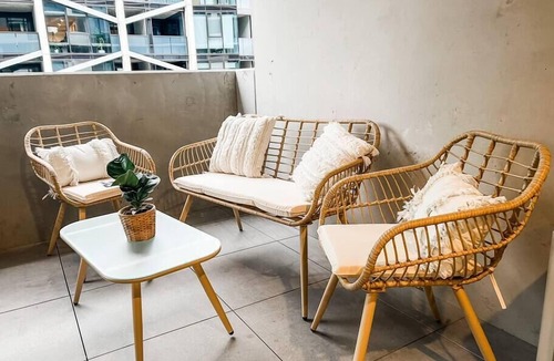 Reid Apartment | Luxury Apartment in Canberra CBD