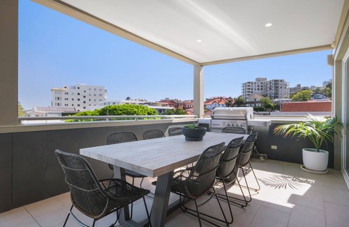 Manly House | Luxury Family Escape | Sauna, Harbour Views & Walk to Everything