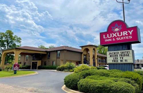 Selma Hotel | Luxury Inn & Suites